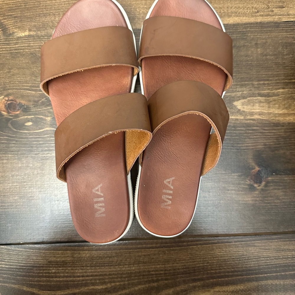 MIA Women's Tan Slide Sandals